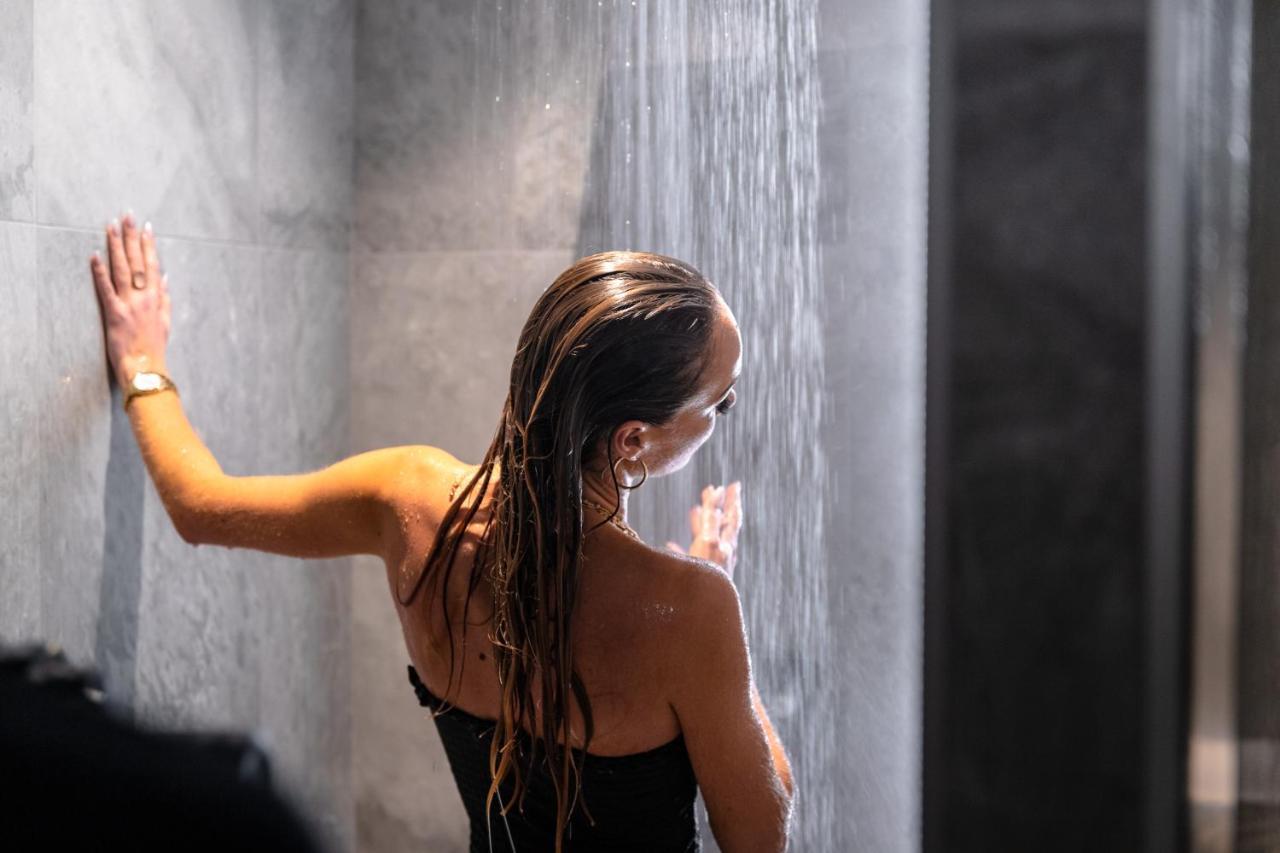 Set Spa Moeskroen Buitenkant foto
