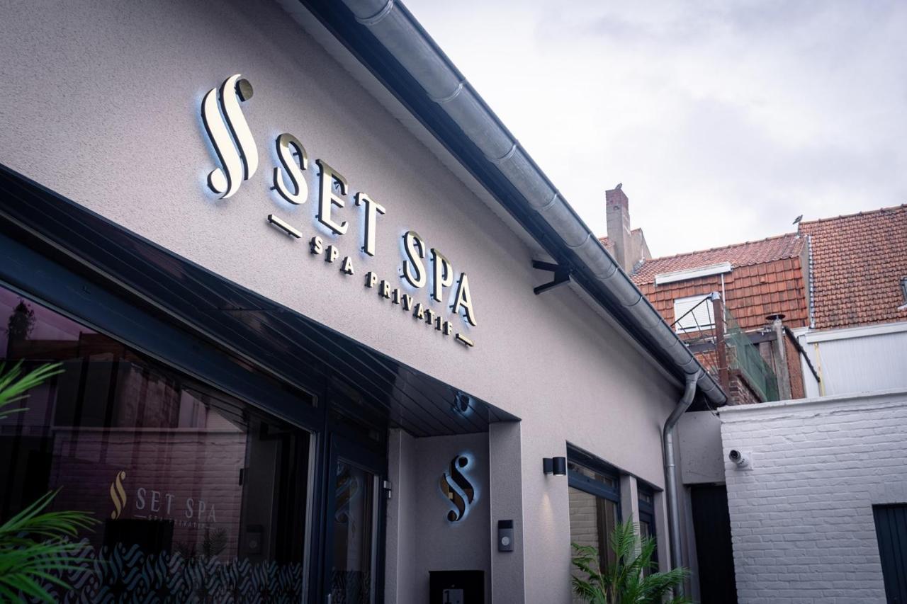 Set Spa Moeskroen Buitenkant foto